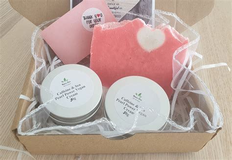 Vegan Skincare Gift Spa Gift Box, Gift Set, Hyaluronic Acid Cream ...