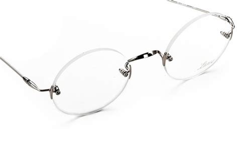 And Now You Can Own Steve Jobs’ Quirky Eyeglasses - Heard on the Runway - WSJ