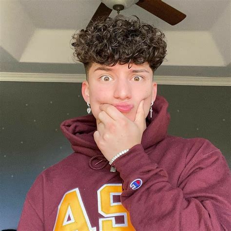 Pin de 𝗞♡ em tiktok boys em 2020 (com imagens) | Homens bonitos, Homens