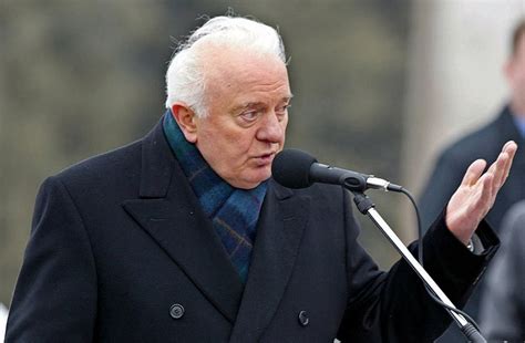 Georgian entinen presidentti Eduard Shevardnadze on kuollut | Yle Uutiset | yle.fi