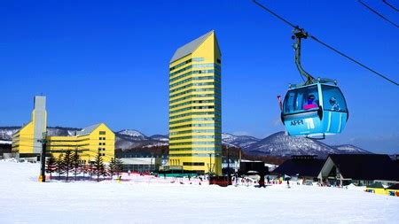 The Best Ski Resorts to Book in Japan