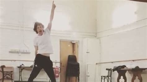 At 75, Mick Jagger Shares His Incredible Post-Heart Surgery Dance Moves ...