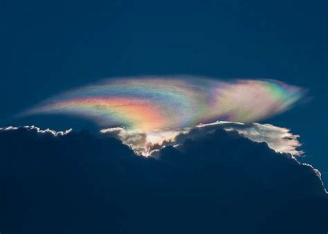 I saw a cloud with rainbow colors. What causes it? | Earth | EarthSky