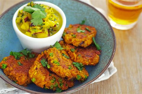 Spiced Veggie Fritters & Mango Salsa |Euphoric Vegan