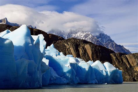 Grey Glacier, Torres del Paine national park, Chile [OC] [4905x3261] : r/EarthPorn