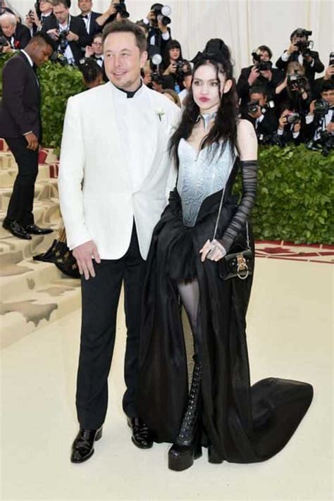 Grimes accuses Elon Musk and Shivon Zilis of 'tearing her family apart ...