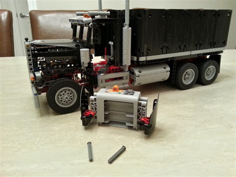 LEGO IDEAS - US Dump Truck