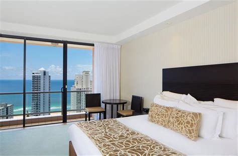 Crowne Plaza Surfers Paradise, Gold Coast - Compare Deals