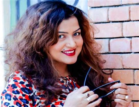 Rekha Thapa Age, Height, Weight, Husband, Family, Biography & More