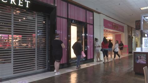 Stores continue to reopen at Jacksonville Mall | WNCT