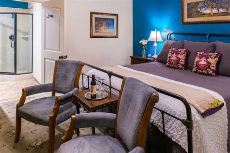 Sutter Creek Accommodations | 21 Hotel Rooms in Northern CA