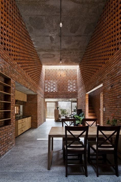 A Creative Brick House Controls the Interior Climate and Looks Amazing