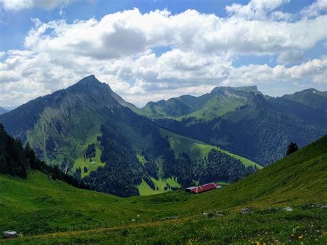 Hiking across Vaud on the Swiss Via Alpina, from L'Etivaz - Rossinière ...