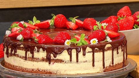 Rezept von Martina Harrecker: Erdbeertorte mit Schokoladen-Topping ...