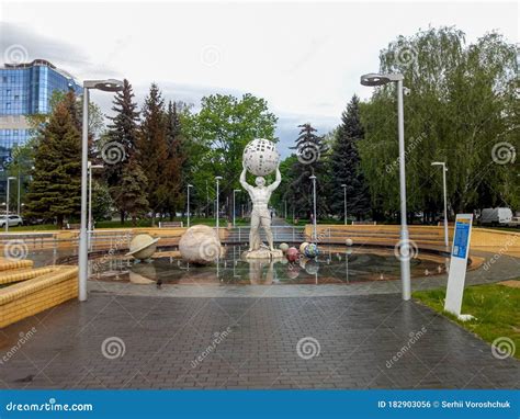 Vinnytsia Ukraine May 15, 2020 Fountain in the City of Vinnytsia Ukraine Editorial Photo - Image ...