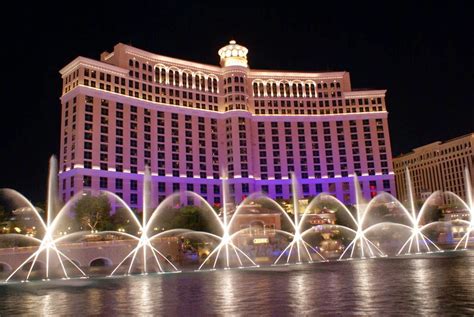 Bellagio Fountains, Las Vegas, Nevada – Travel Guide | Tobias Kappel