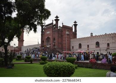 Badshahi Mosque Lahore Pakistan September 16 Stock Photo 2278668341 ...