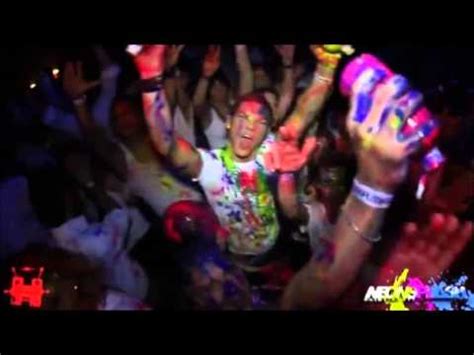 NEON GLOW PAINT PARTY III - YouTube