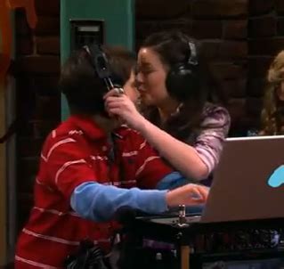 Aww Carly kissing Freddie's forehead Carly and Freddie (iCarly) (c) Schneider's Bakery ...