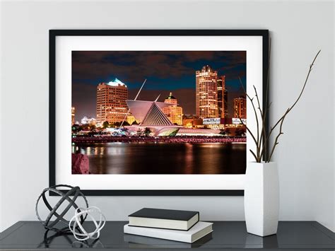 Milwaukee Skyline & Milwaukee Art Museum Full Color, Gloss Print Wisconsin Nightscape canvas ...