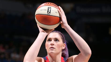 Mystics center Stefanie Dolson has first WNBA career start, air fives herself - Swish Appeal