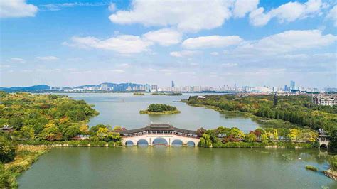 A rich tapestry of life and history by China's Taihu Lake - CGTN