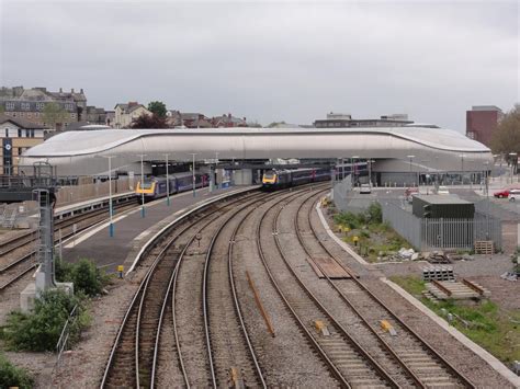 Newport Railway Station (Newport, 2010) | Structurae