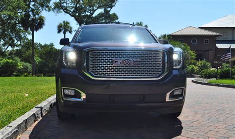 2015 GMC Yukon DENALI XL 64