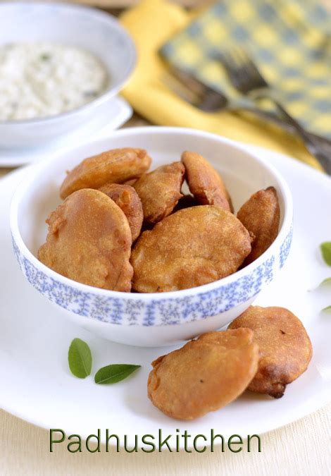 Aloo Bajji Recipe-Potato (Urulaikizhangu) Bajji Recipe-Easy and Quick ...