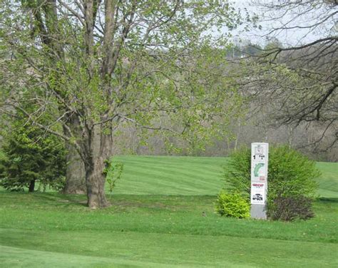 Cedarcrest Golf & Country Club - Reviews & Course Info | GolfNow