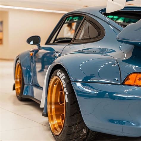 Porsche 993 RWB | Porsche sports car, Porsche 993, Porsche