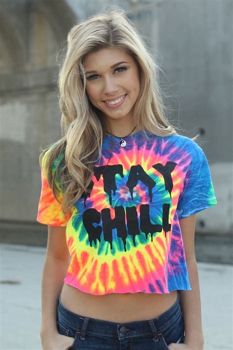 STAY CHILL Neon Rainbow Tie-Dye Graphic Unisex Crop Top – Era of Artists