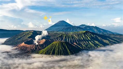 Daftar Gunung di Papua Tertinggi, Benarkah Bersalju? | Orami