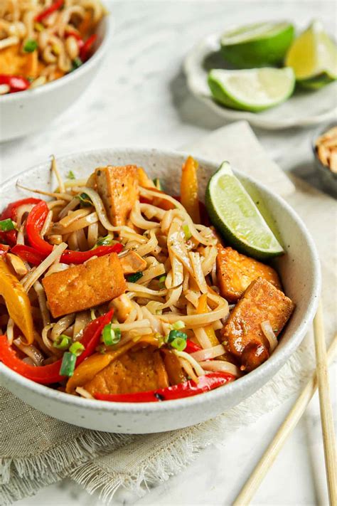 Easy Vegan Pad Thai - My Darling Vegan