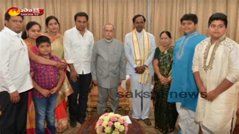 Telangana CM KCR Family Met Pranab Mukherjee - YouTube