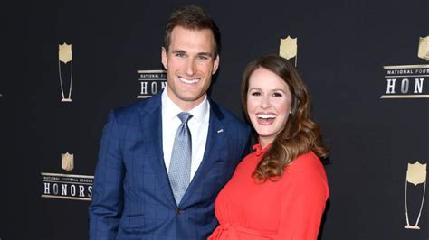 Kirk Cousins Is ‘Grateful’ For Wife Julie During Vikings Playoff Run ...