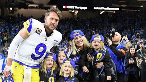 Matthew Stafford's wife left upset after Detroit Lions fans boo their ...