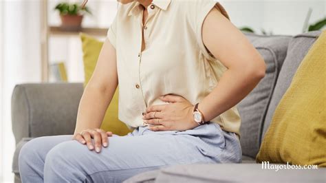 What Does a Stomach Ulcer Feel Like?