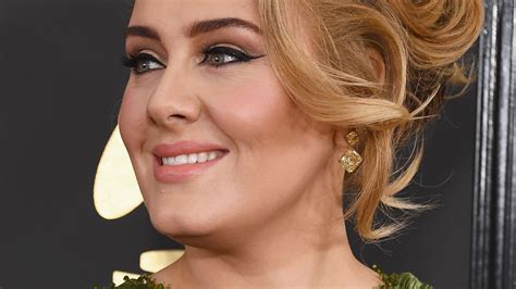 Adele's Makeup Artist Tells Us Exactly How To Do *That* Liquid Eyeliner | HuffPost Australia Style