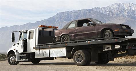 Find the Cheap Tow Truck Services in Toronto