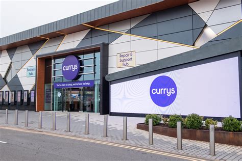 Vodafone and Currys extend exclusive multi-year partnership