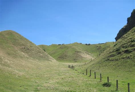 Mike Pua's Blog: Vayang Rolling Hills, Batanes