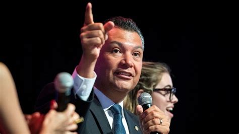 Alex Padilla becomes California's first Latino U.S. senator - Los Angeles Times