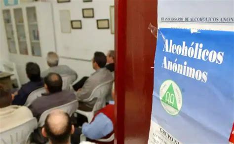 Más de 700 personas al año empiezan tratamientos por alcoholismo en ...