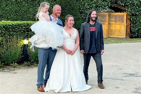 Keanu Reeves Attends U.K. Couple's Wedding - and Bride Is Thrilled