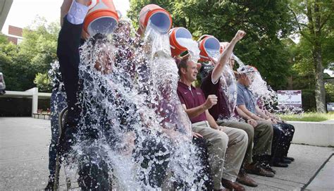 The #IceBucketChallenge by the numbers | Cucumber Marketing Inc.