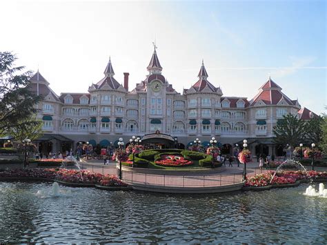 Free photo: disneyland, paris, france, spring, disney park, marne-la - vallée, disney | Hippopx