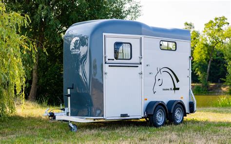 Touring Country Two Horse Trailer | Cheval Liberté