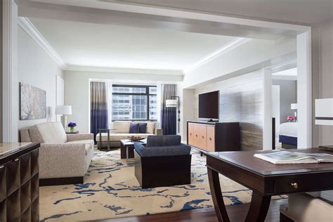 Best Luxury Hotels in Denver Colorado Offer Chic Accommodations