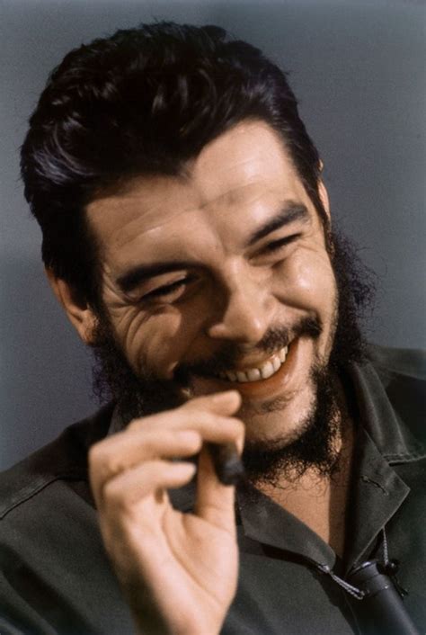 23 Fascinating Portrait Photos of Che Guevara Taken by Elliott Erwitt in 1964 | Vintage News Daily